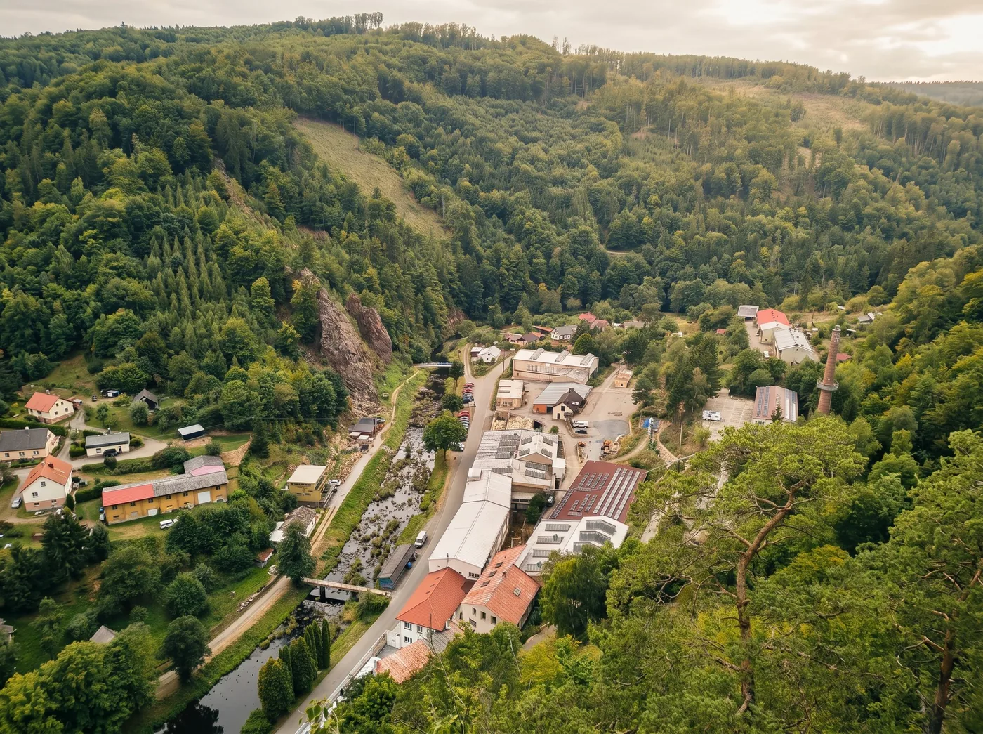 Pernštejn Castle & Vír Reservoir — photo 2